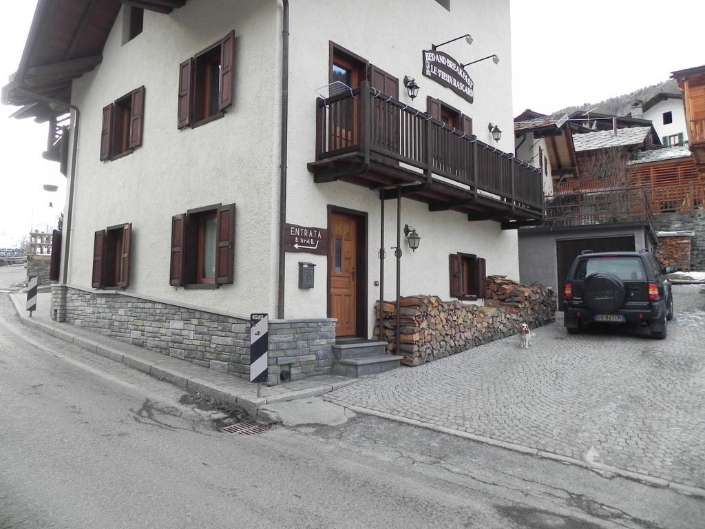 Le Vieux Rascard Chambres D'Hotes Champoluc Rom bilde