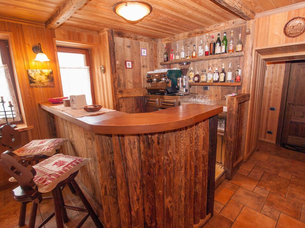 Le Vieux Rascard Chambres D'Hotes Champoluc Eksteriør bilde