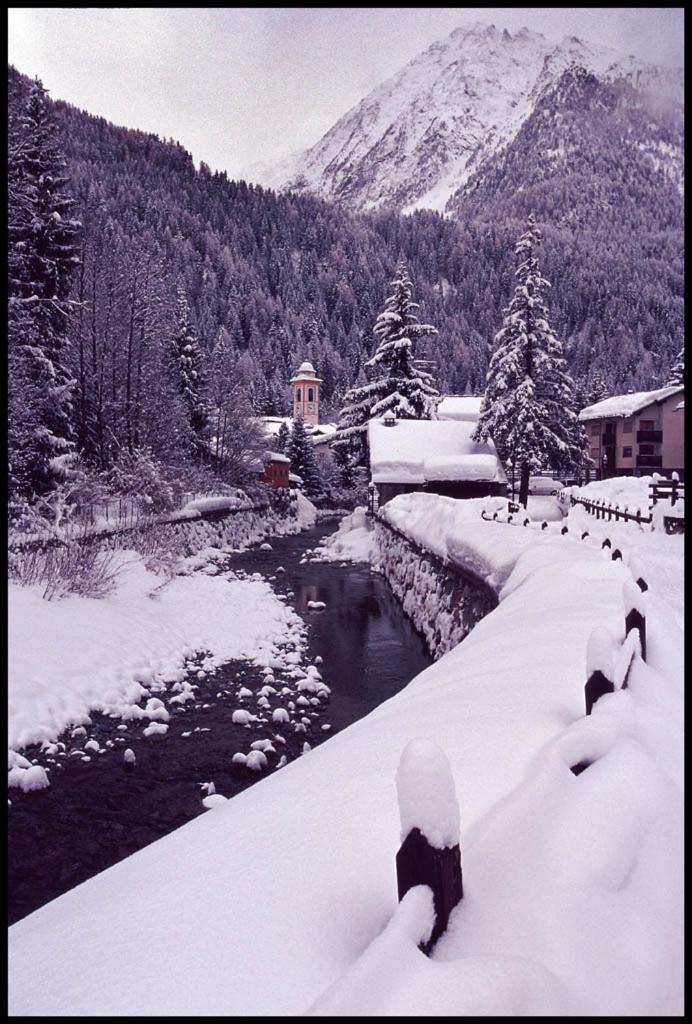 Le Vieux Rascard Chambres D'Hotes Champoluc Eksteriør bilde