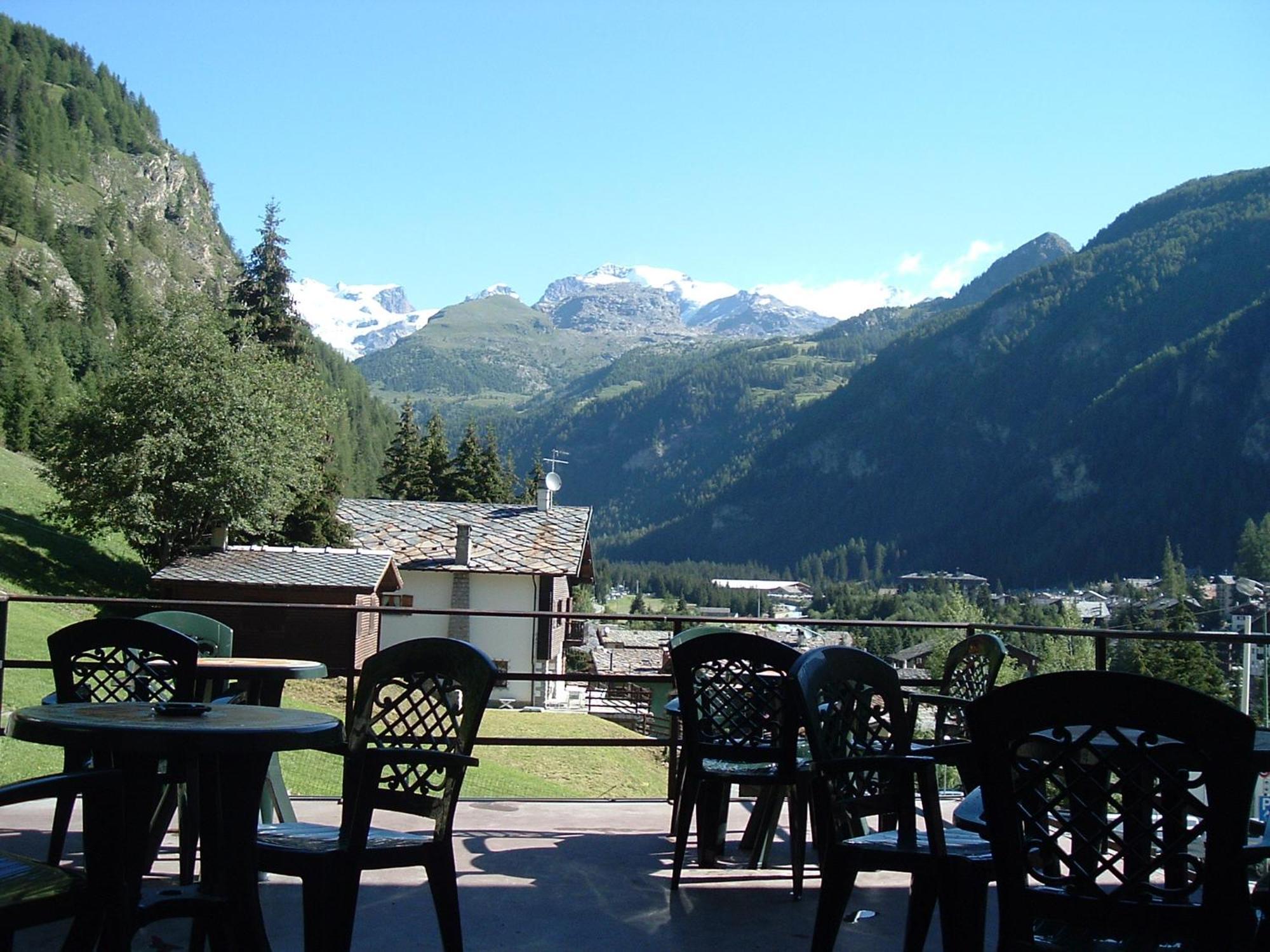 Le Vieux Rascard Chambres D'Hotes Champoluc Eksteriør bilde
